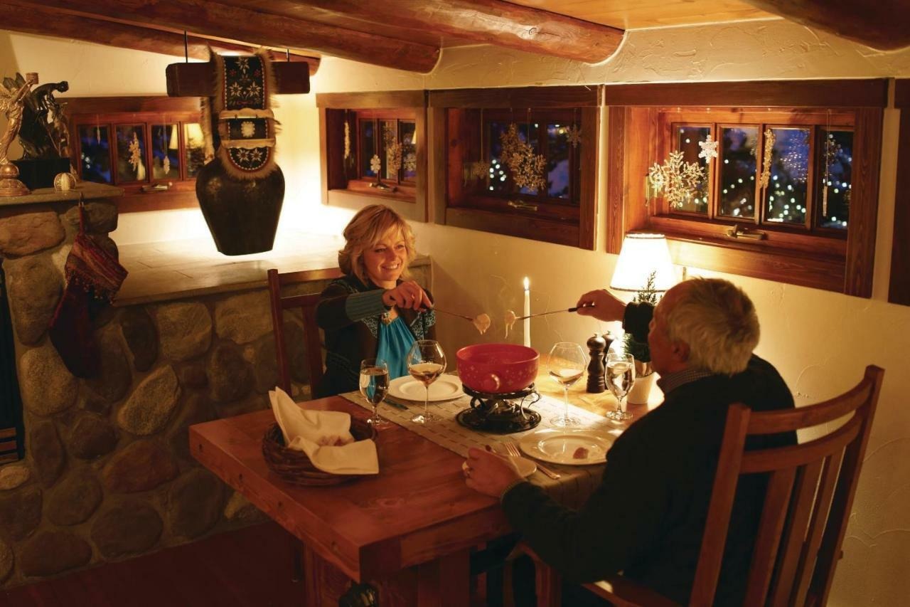 best restaurants in Lake Louise